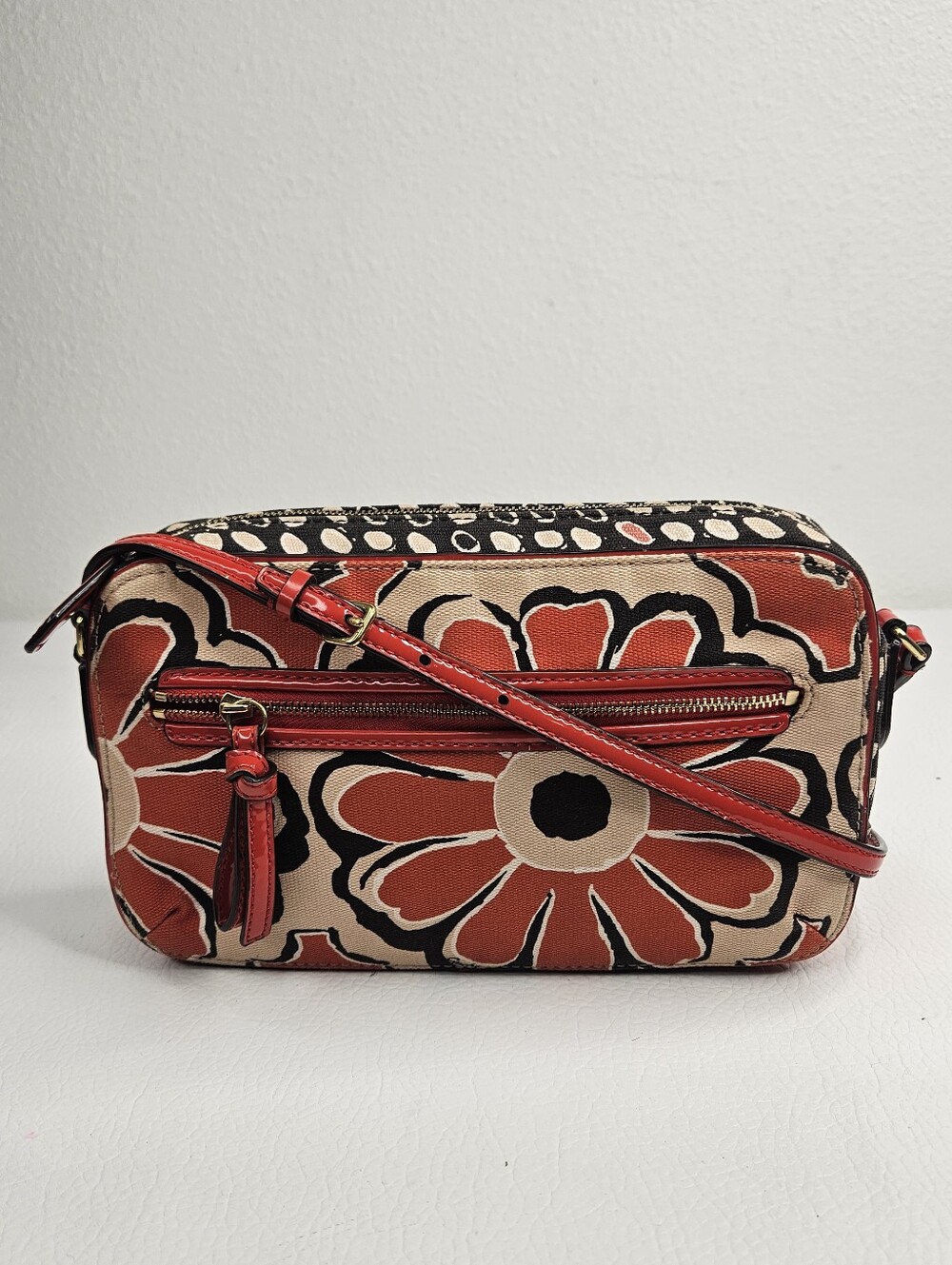 Coach Poppy Floral Canvas Crossbody Camera Bag Patent Leather Trim w/dustbag